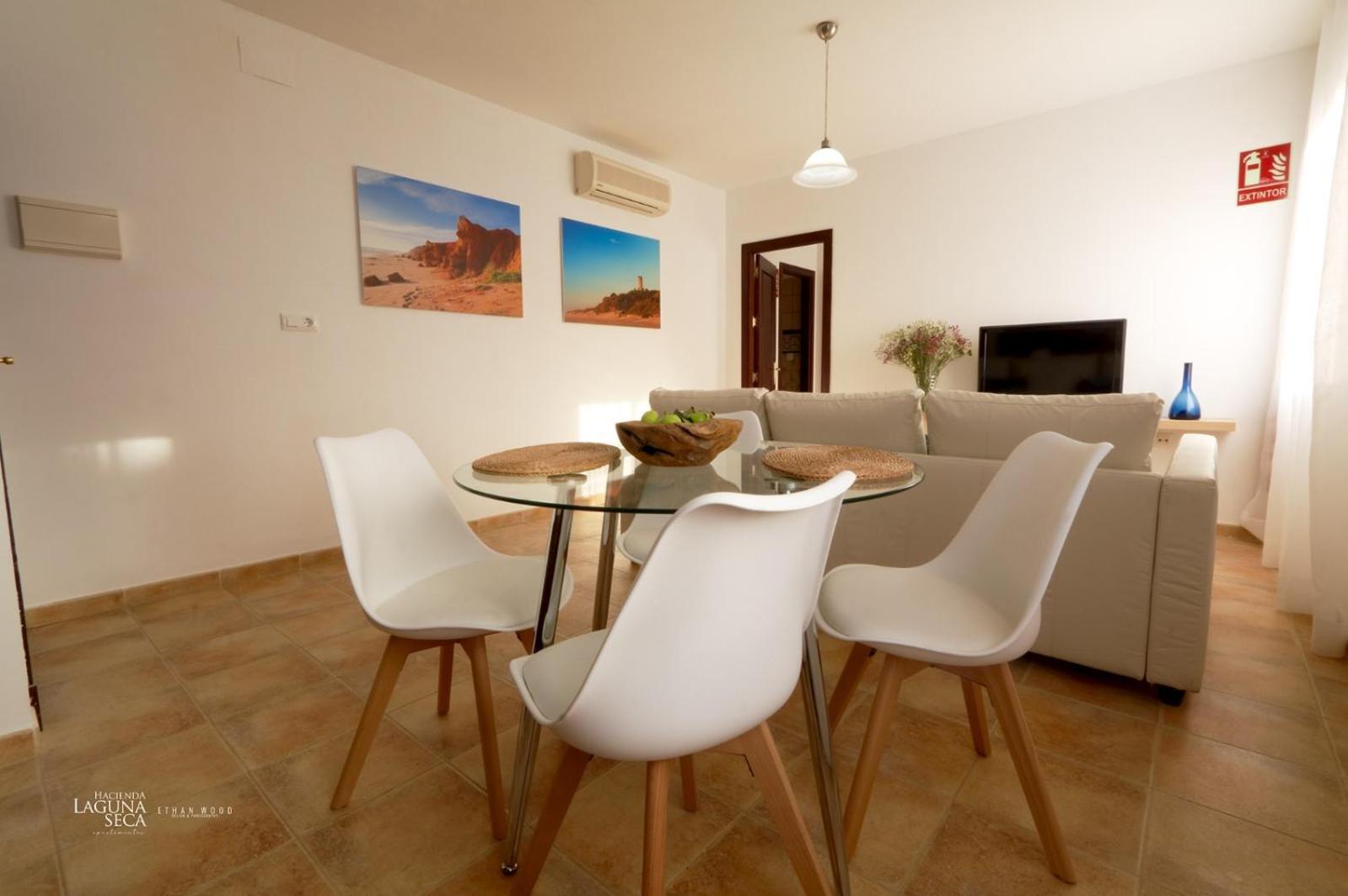Hacienda Laguna Seca - Apart. Lavanda Chiclana de la Frontera Eksteriør bilde